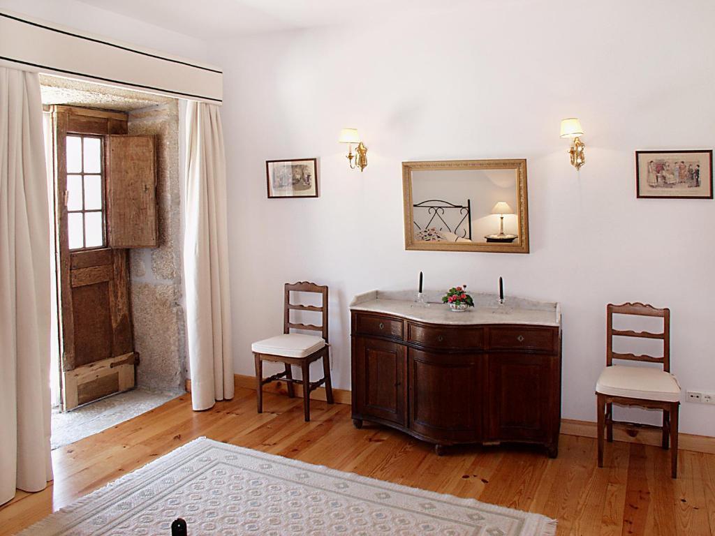 Casa De Vilarinho De S. Romao Sabrosa Room photo